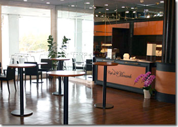 �uCafe de Monarch�v